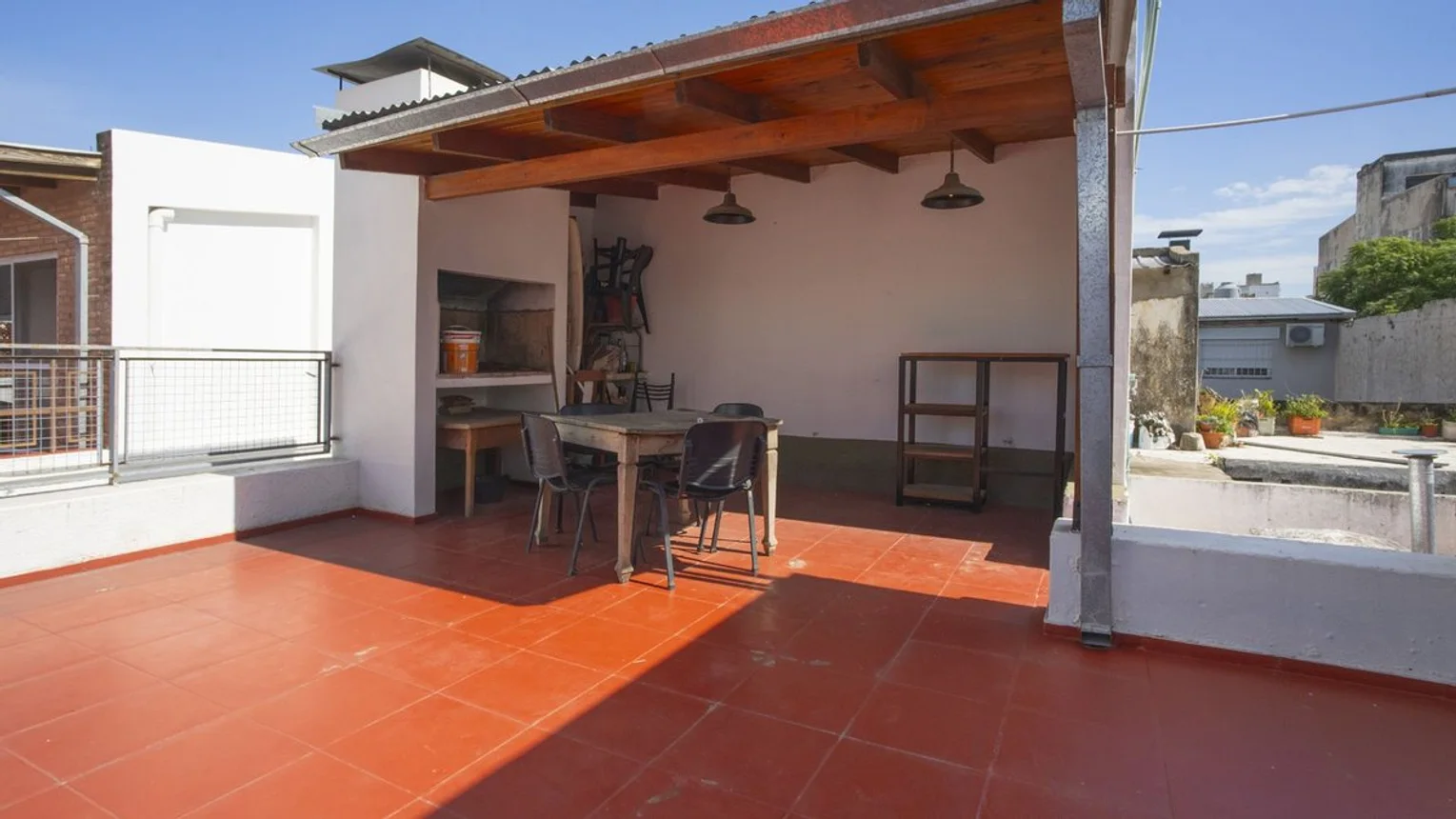 PH de 2 ambientes en venta en Rosario, Necochea 2000