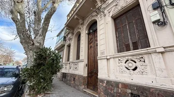 VENTA Casa padrón único AGUADA 4 dormitorios patio