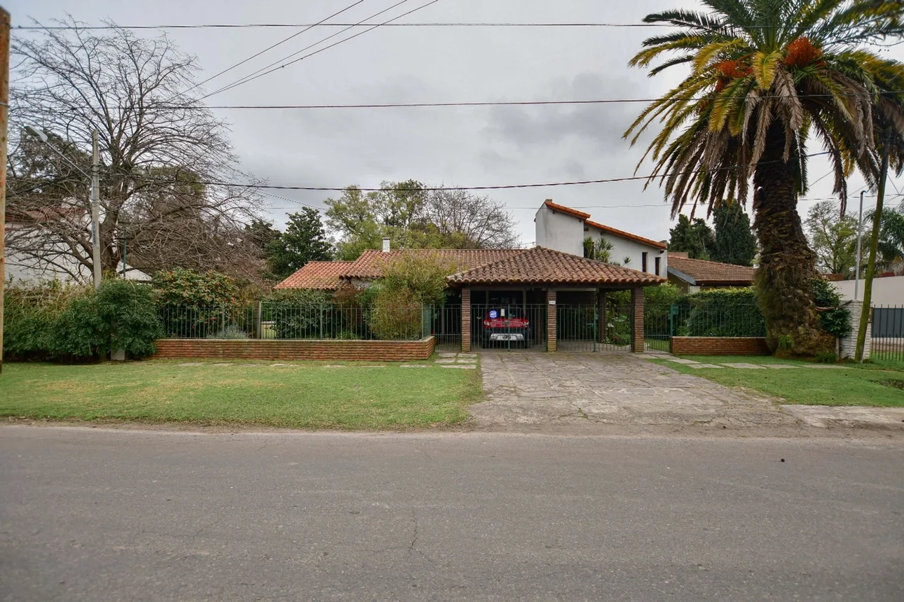 Casa de 4 ambientes en venta en Manuel B. Gonnet, 503 E/ Belgrano y 21 2600, foto 3