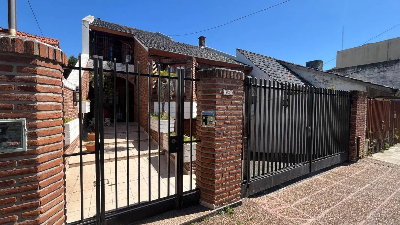 Casa de 5 ambientes en venta en Santos Lugares, Patricios 1600, foto 2