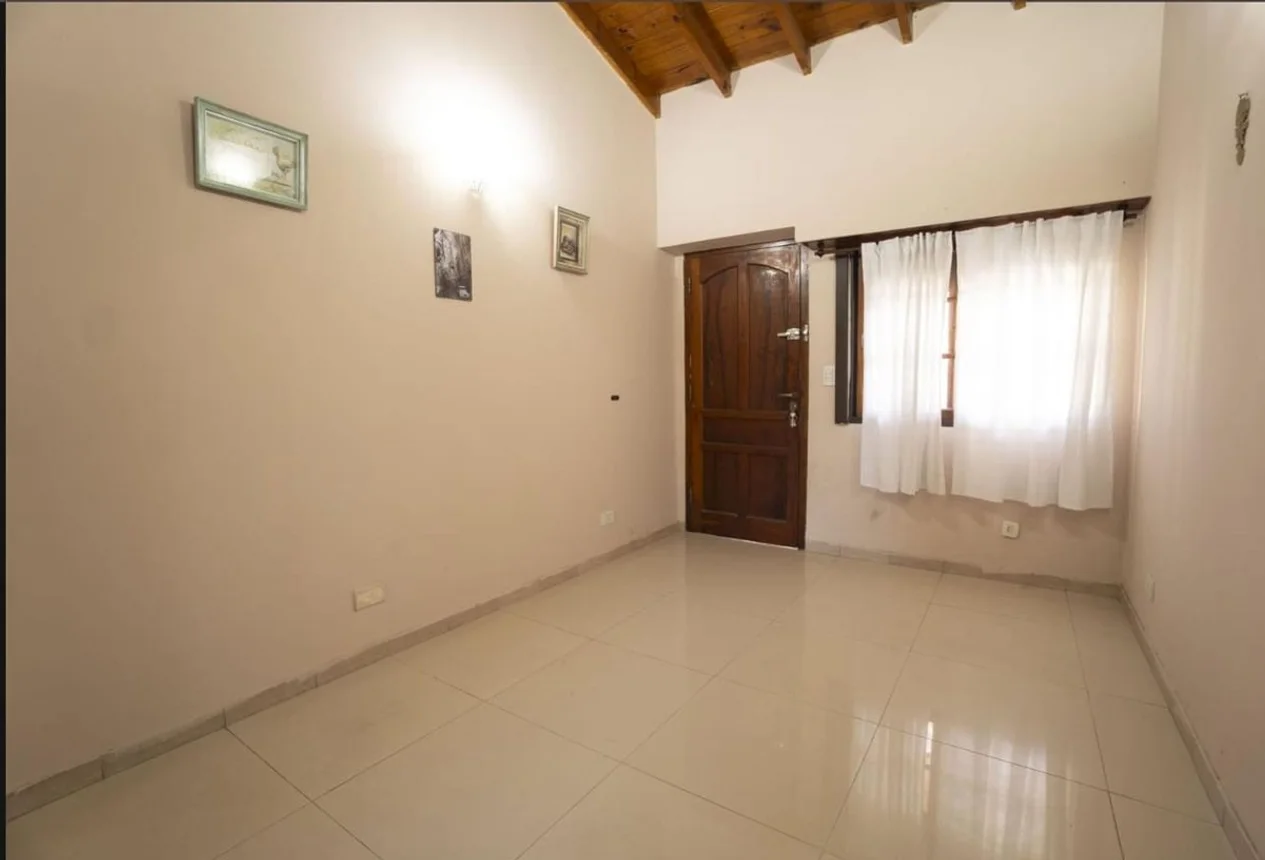 Casa dúplex en venta en Longchamps, foto 3