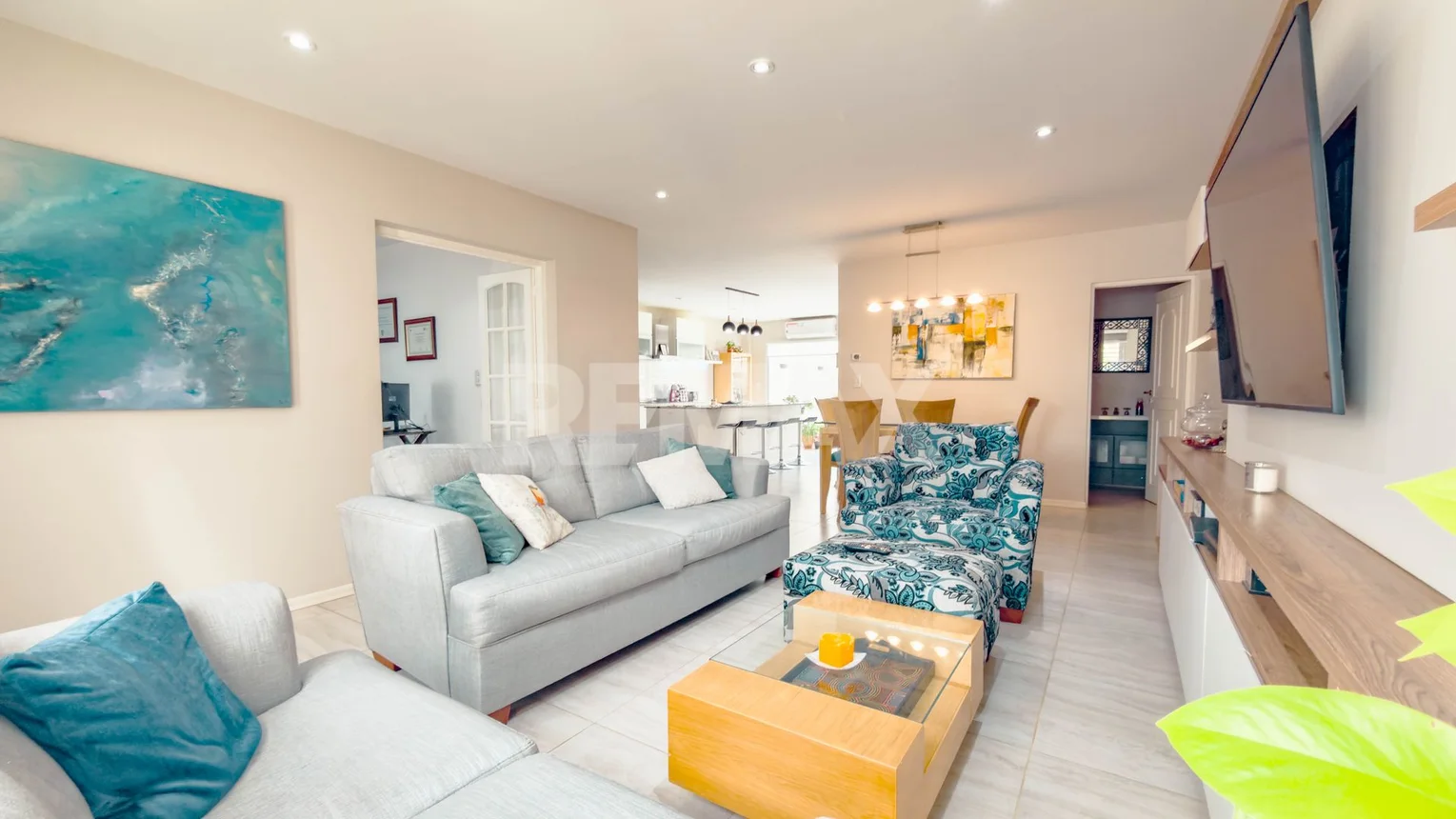 Casa de 6 ambientes en venta en Neuquén, Chajarí 3500, foto 4