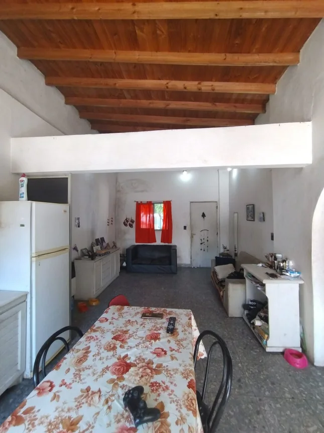 Casa en venta en Morón, foto 2