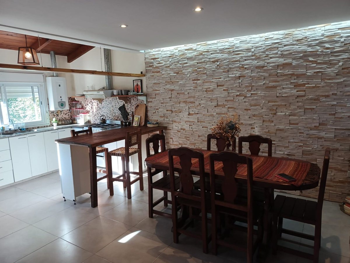 CASA CON PILETA VENTA ZONA AEROPUERTO - foto 6