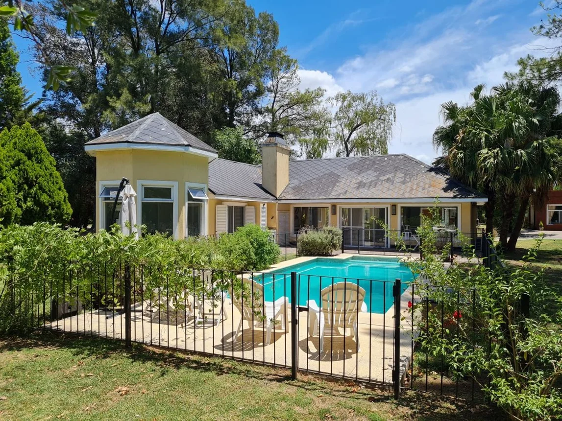 Venta casa en country boca raton, foto 1