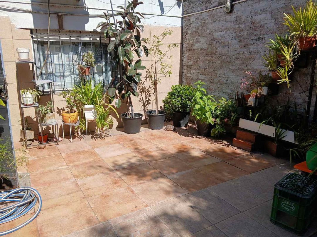 Casa 3 amb con Patio, Cochera + Local