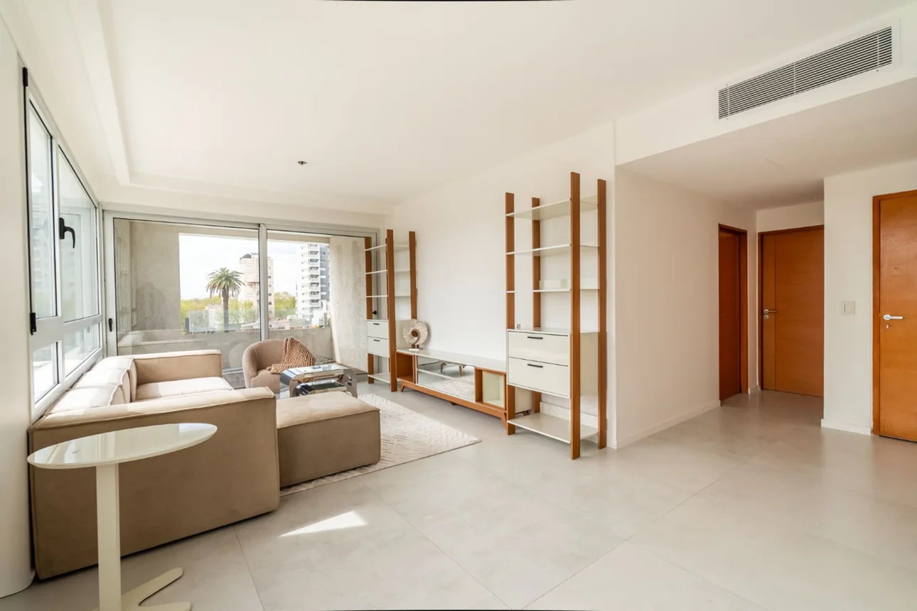Departamento de 3 ambientes en venta en Lomas de Zamora, Avenida Meeks 300