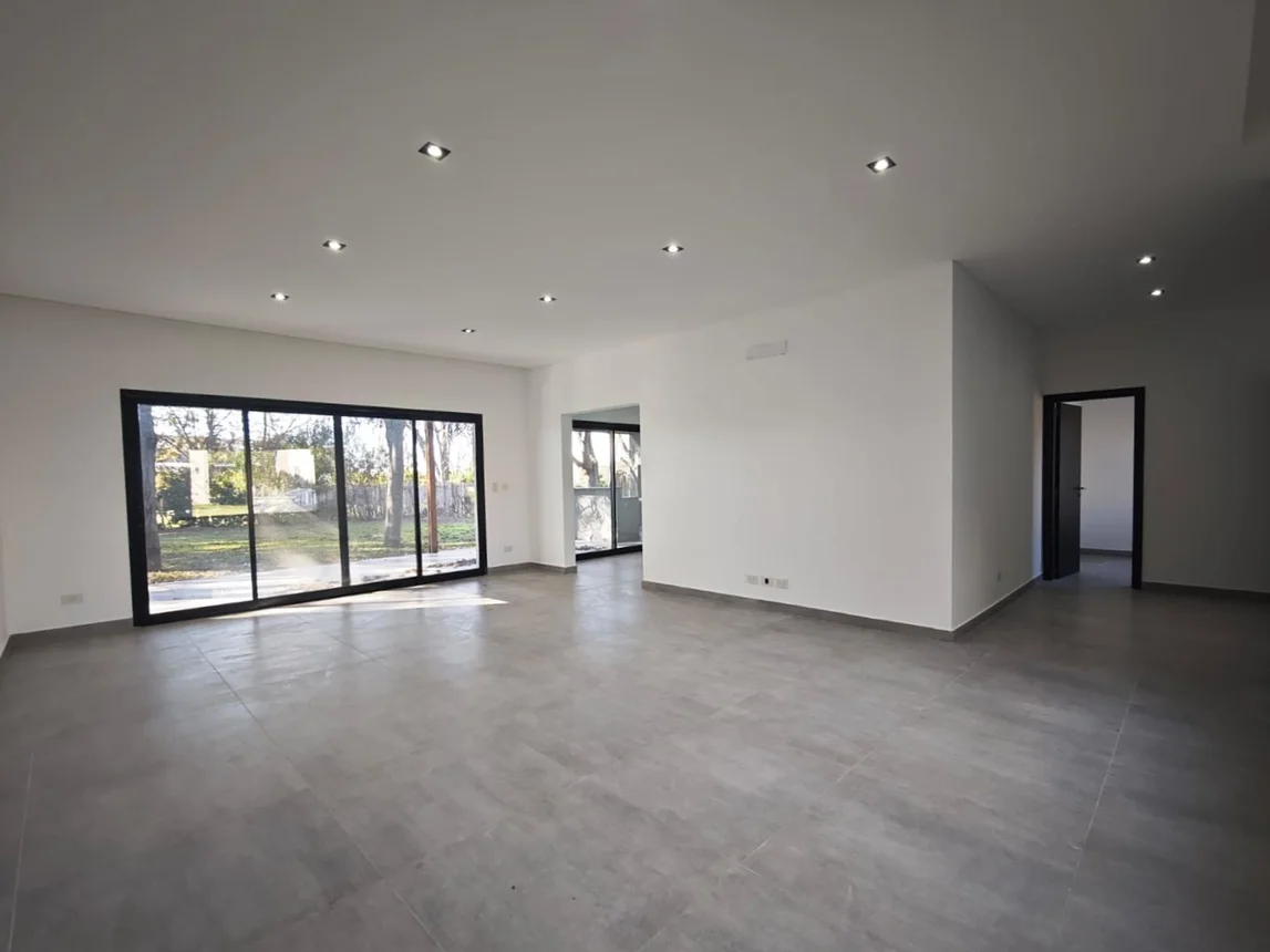 Casa en venta en Belén de Escobar, foto 5