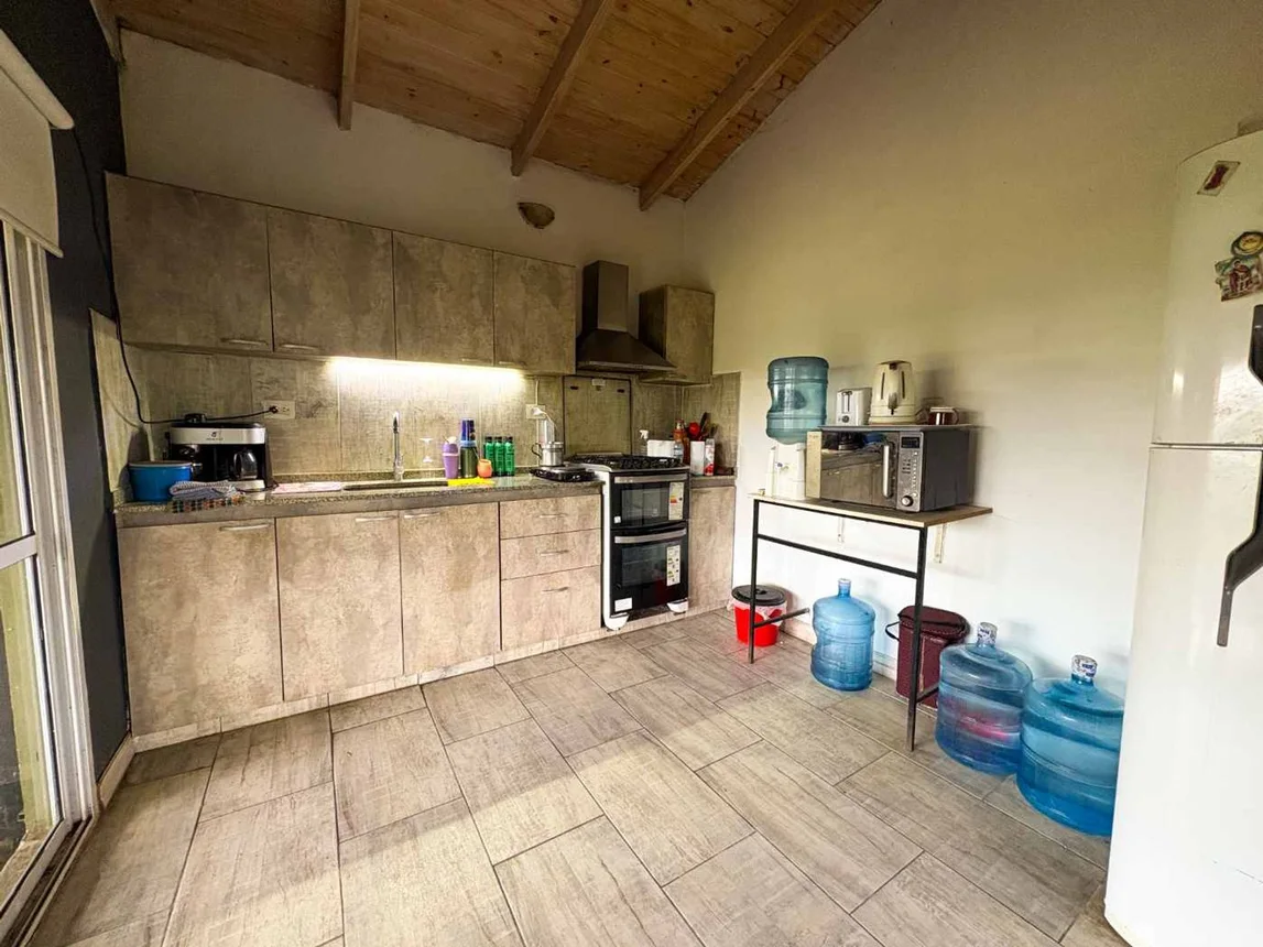 Casa de 4 ambientes en venta en Funes, Luciano Molinas 1200, foto 3