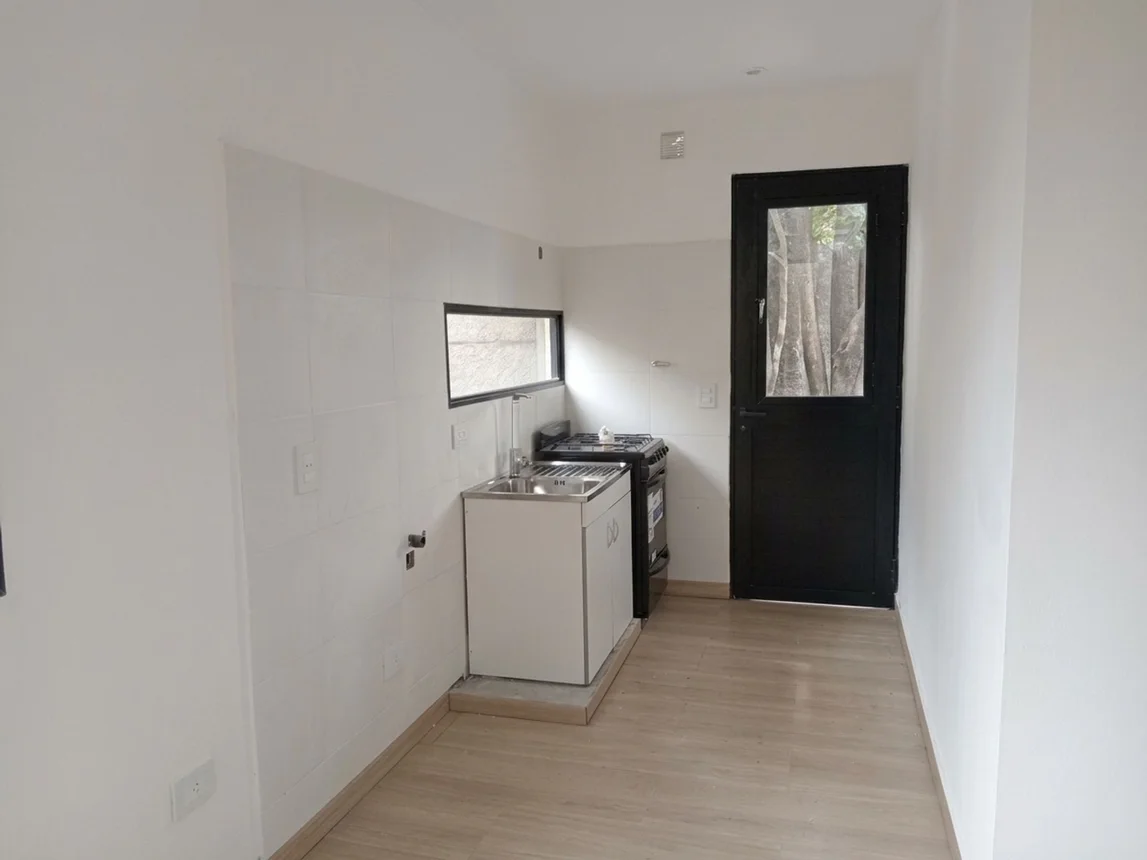 PH de 2 ambientes en venta en Ituzaingó, Metchnicoff 600, foto 3