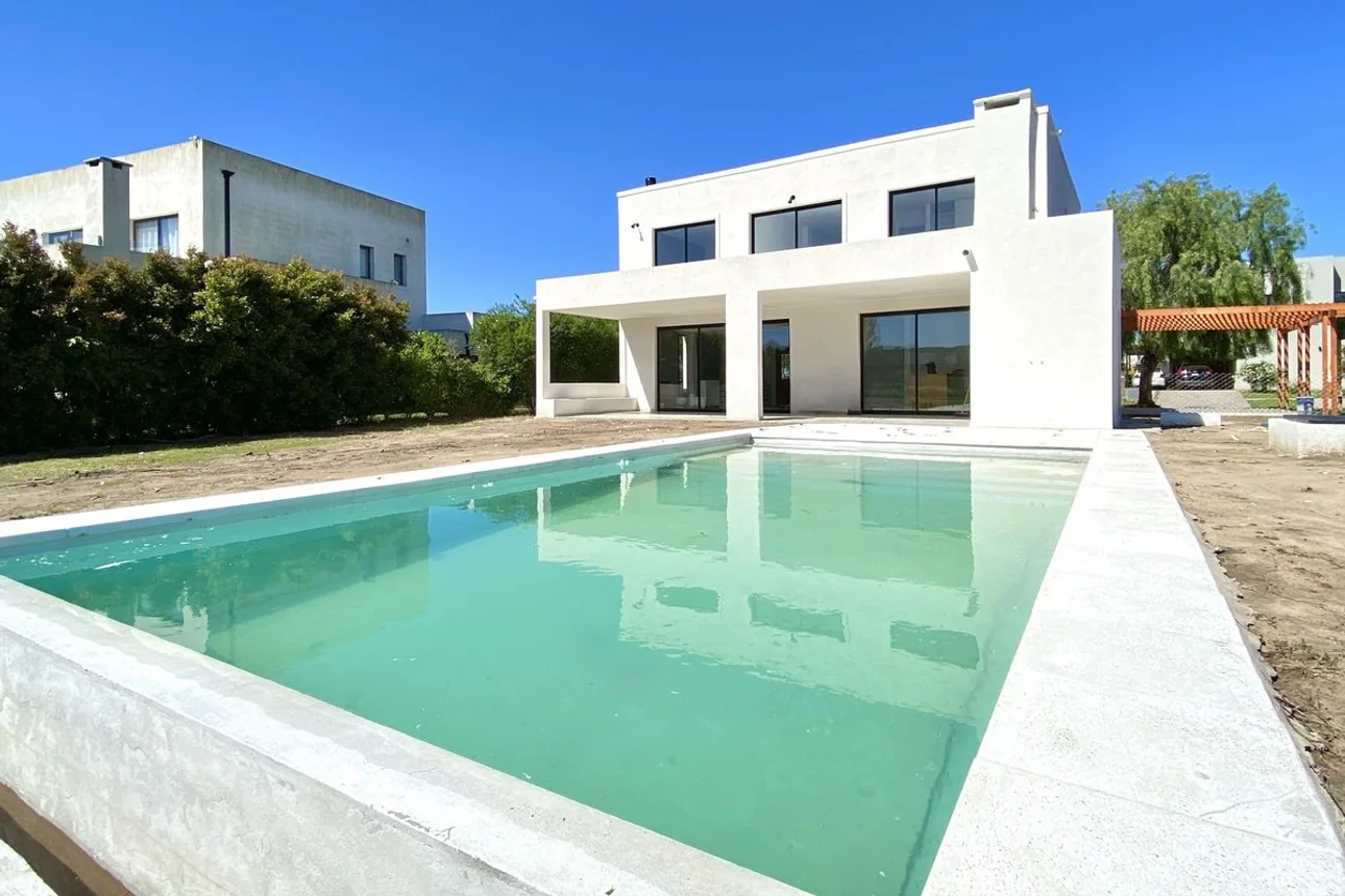 Casa en venta en Belén de Escobar, foto 4