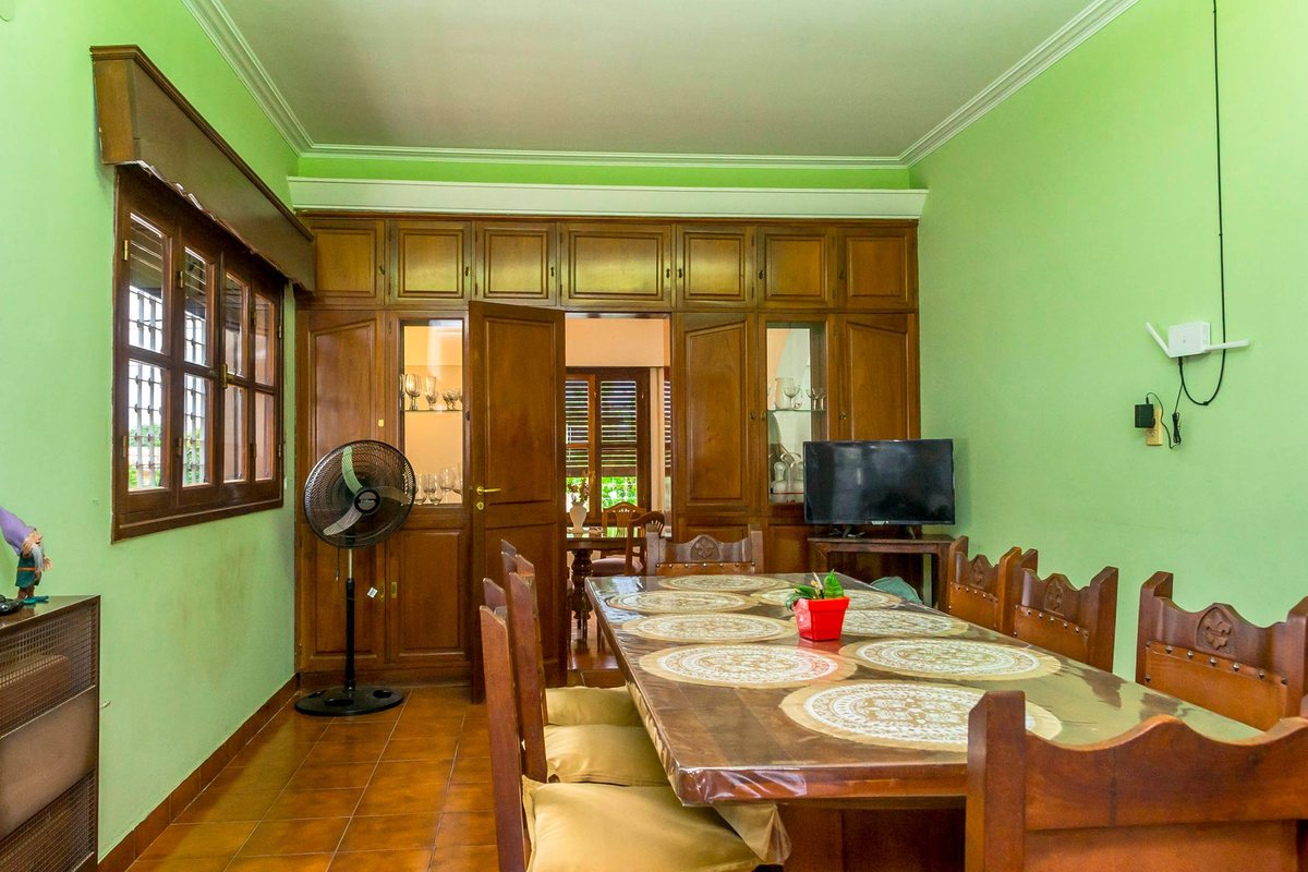 CASA DE 4 DORMITORIOS EN VENTA EN TRES CERRITOS - foto 6