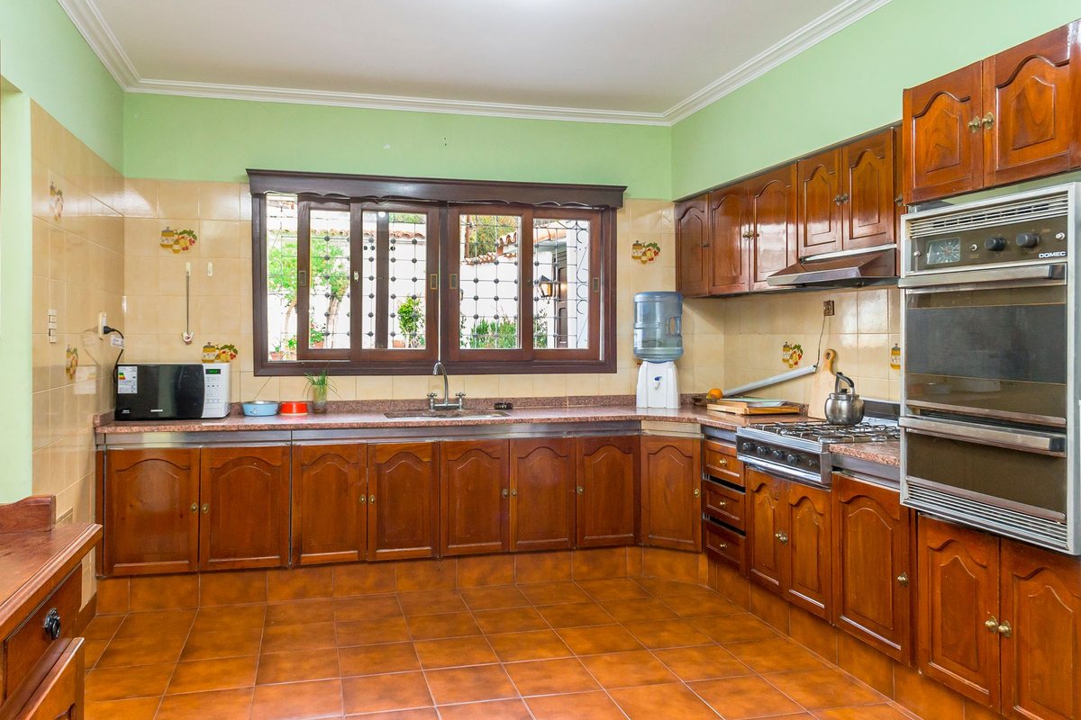 CASA DE 4 DORMITORIOS EN VENTA EN TRES CERRITOS - foto 7