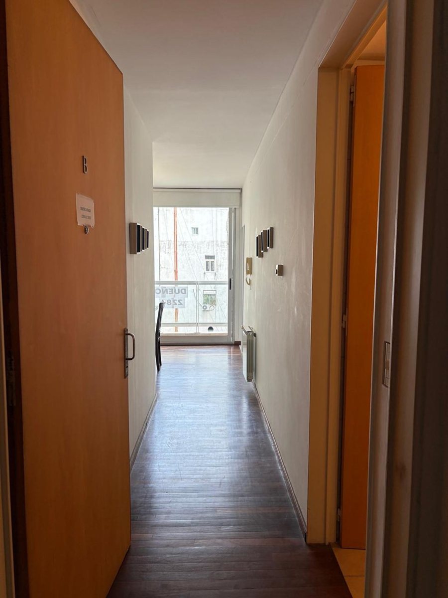 Foto 5 — Luminoso Monoambiente en Recoleta Piso 7 c/Balcón