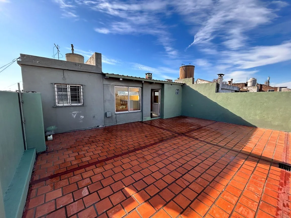 PH de 3 ambientes en venta en Parque Avellaneda, Pasaje la Facultad 1700, foto 3