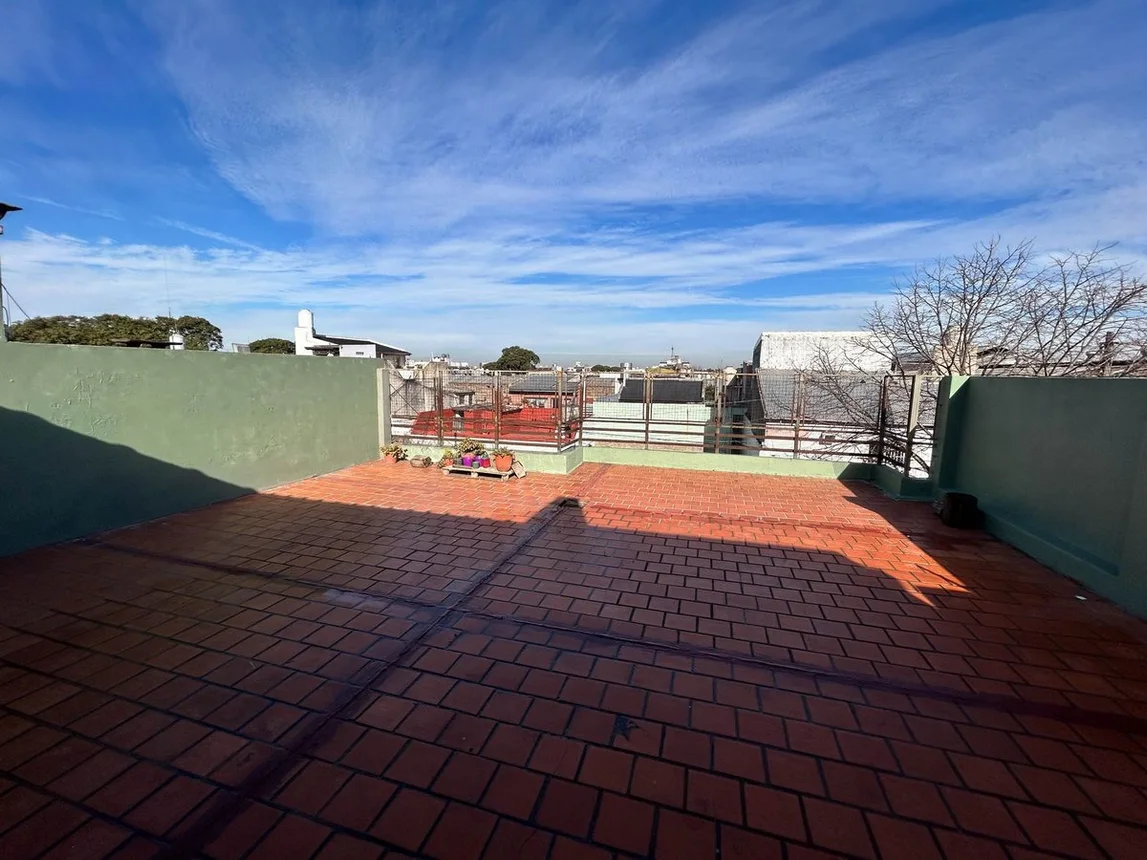 PH de 3 ambientes en venta en Parque Avellaneda, Pasaje la Facultad 1700, foto 2