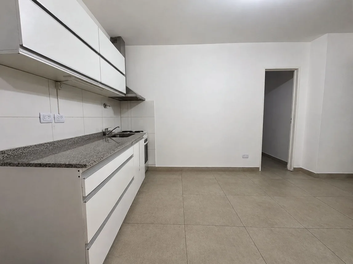 Departamento de 2 ambientes en venta en Villa Ballester, Falucho 1200, foto 3