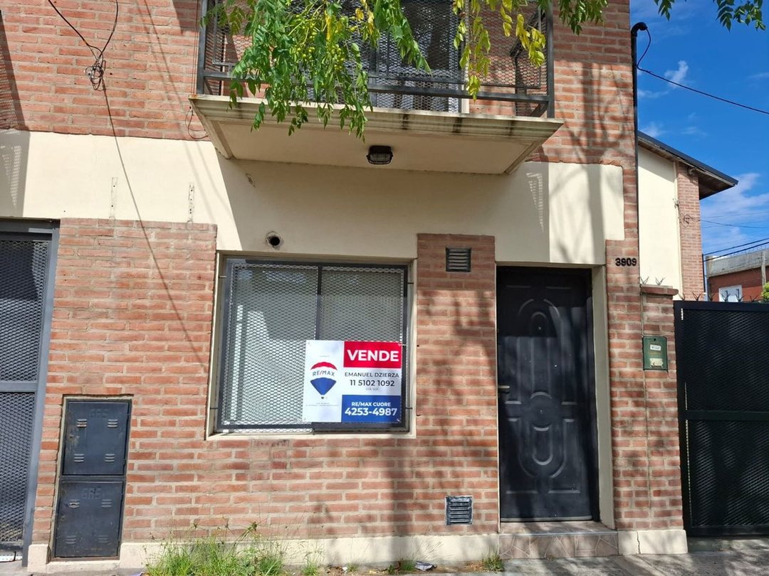 VENTA PH  3 AMBIENTES COCHERA SARANDI AVELLANEDA