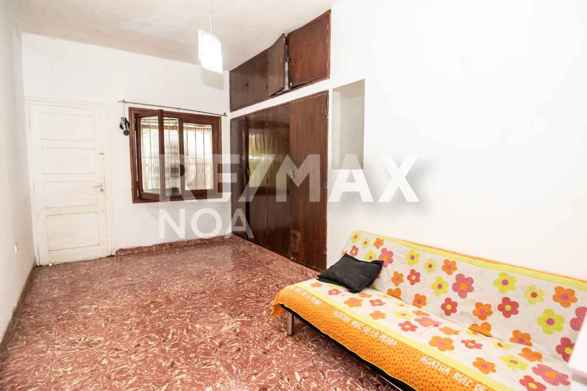 CASA 4 DORMITORIOS VENTA CON COCHERA MACROCENTRO - foto 11
