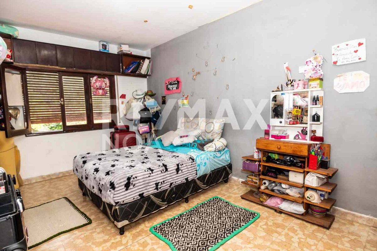 CASA 4 DORMITORIOS VENTA CON COCHERA MACROCENTRO - foto 20