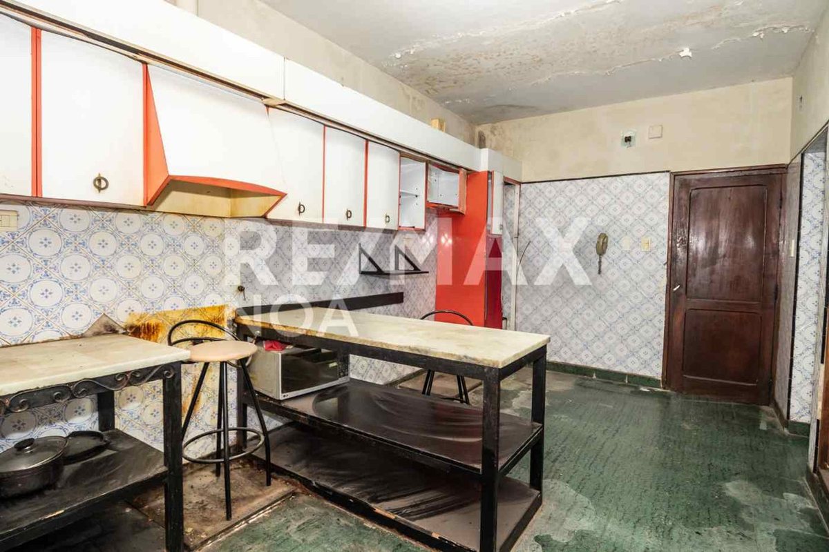 CASA 4 DORMITORIOS VENTA CON COCHERA MACROCENTRO - foto 14