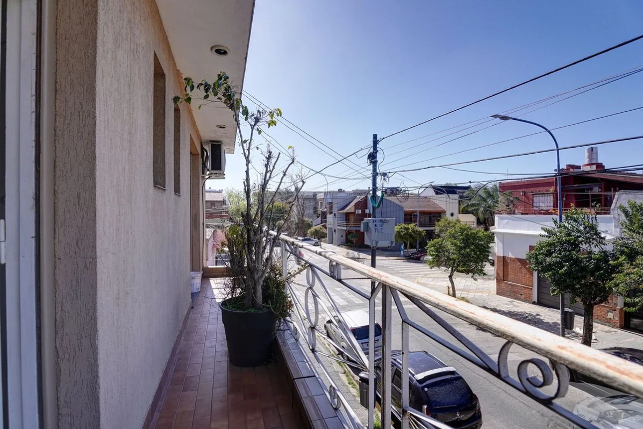PH de 3 ambientes en venta en Liniers, Carhue 1200, foto 3