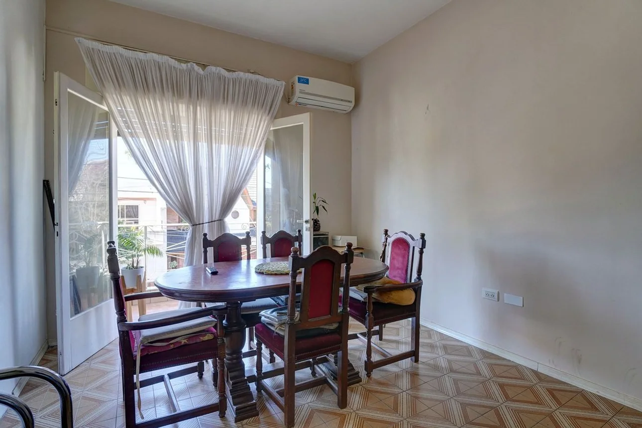 PH de 3 ambientes en venta en Liniers, Carhue 1200