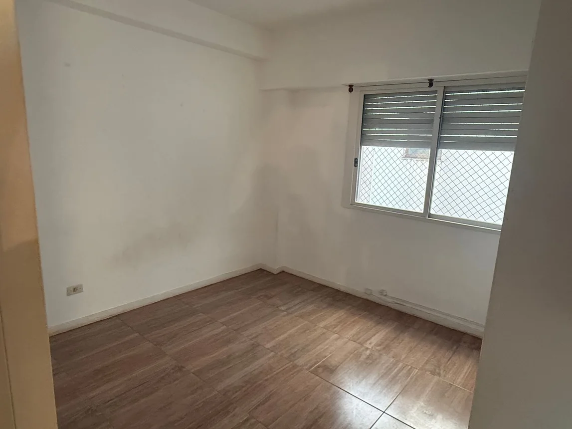 Departamento de 3 ambientes en venta en Villa Devoto, Calle Llavallol 3800, foto 2
