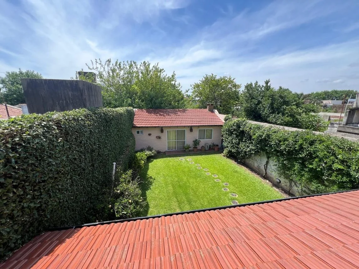 Casa de 4 ambientes en venta en Lomas de Zamora, Lamadrid 1300, foto 3