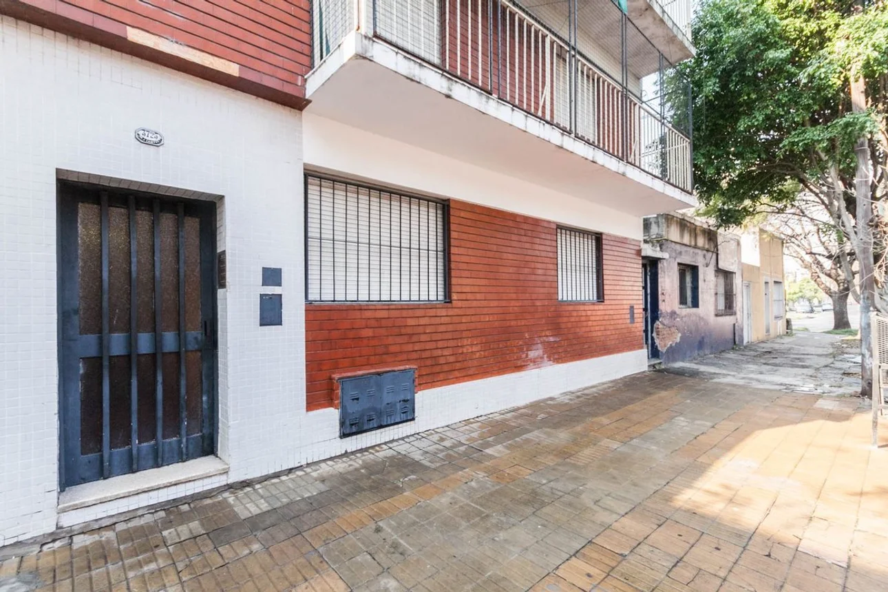 Departamento de 3 ambientes en venta en Valentín Alsina, Sdor. F. Quindimil 3700, foto 2