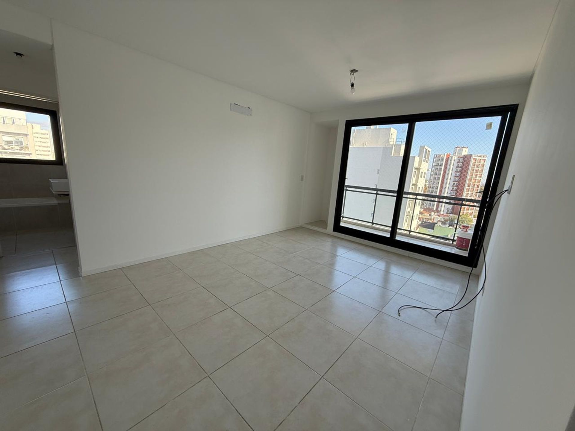 Foto 7 — VENTA DEPTO 3 AMBIENTES BERNAL CENTRO