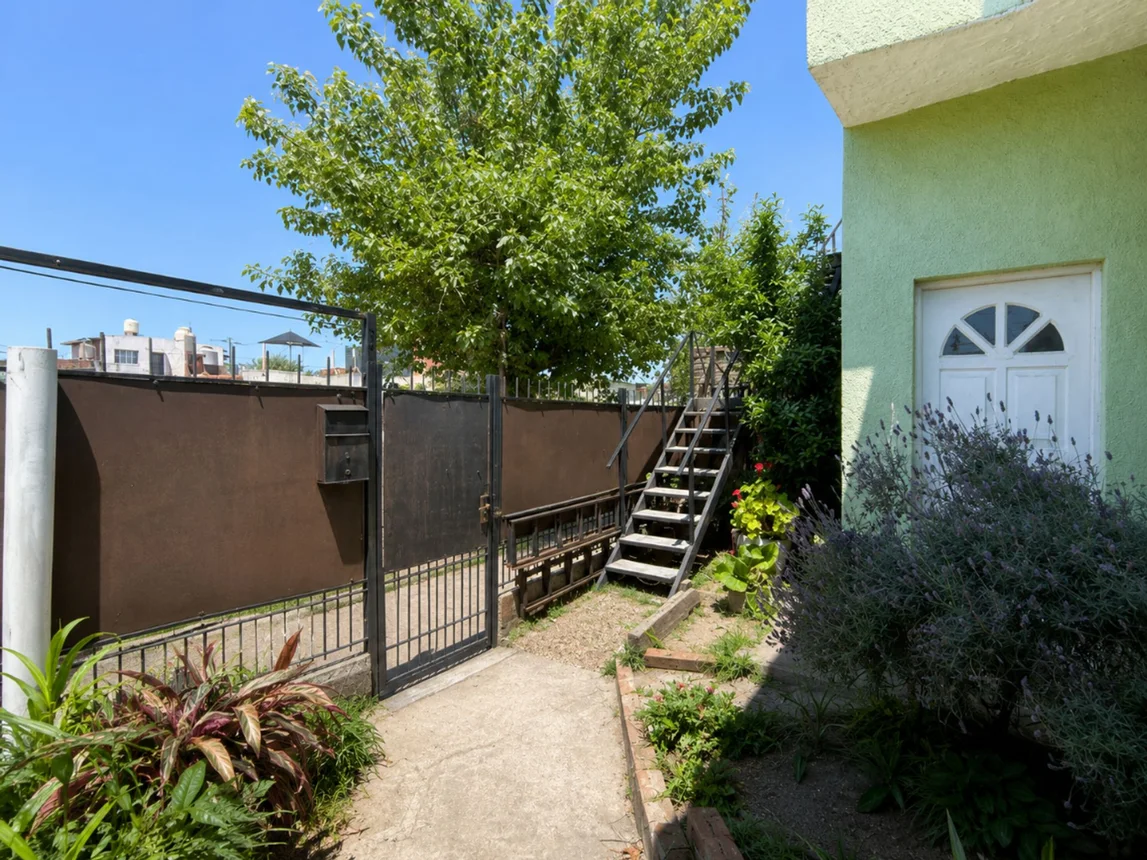 Casa de 5 ambientes en venta en Wilde, Lomas de Zamora 1400, foto 4