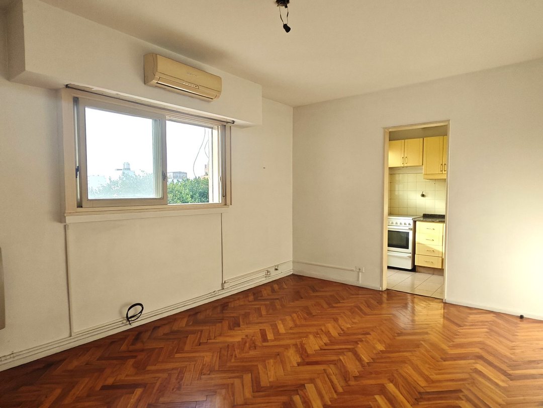 VENTA Departamento dos ambientes en Floresta