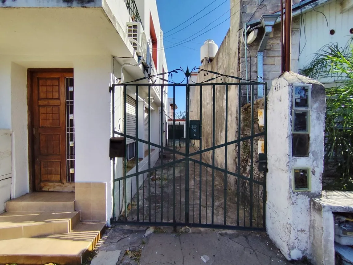 PH de 4 ambientes en venta en Temperley, Carlos Tejedor 200, foto 2