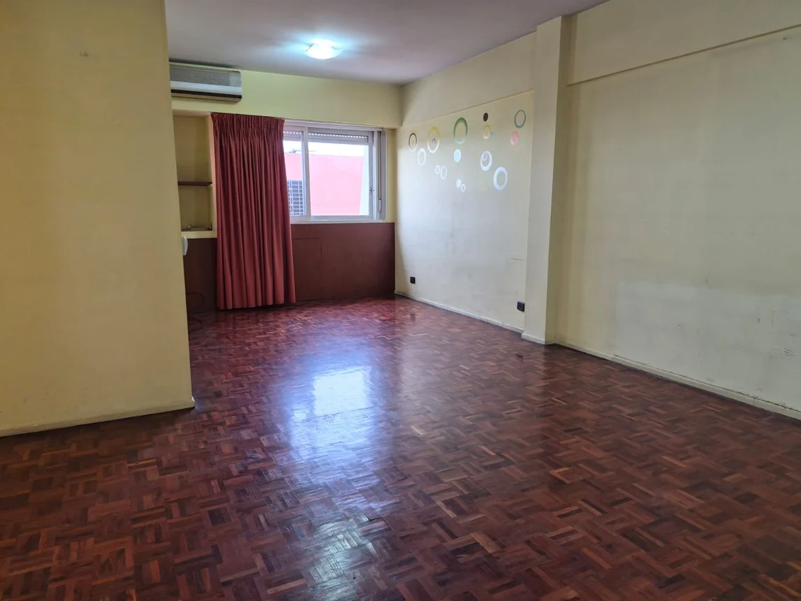 Departamento de 3 ambientes en venta en Barracas, Avenida Regimiento de Patricios 300, foto 2