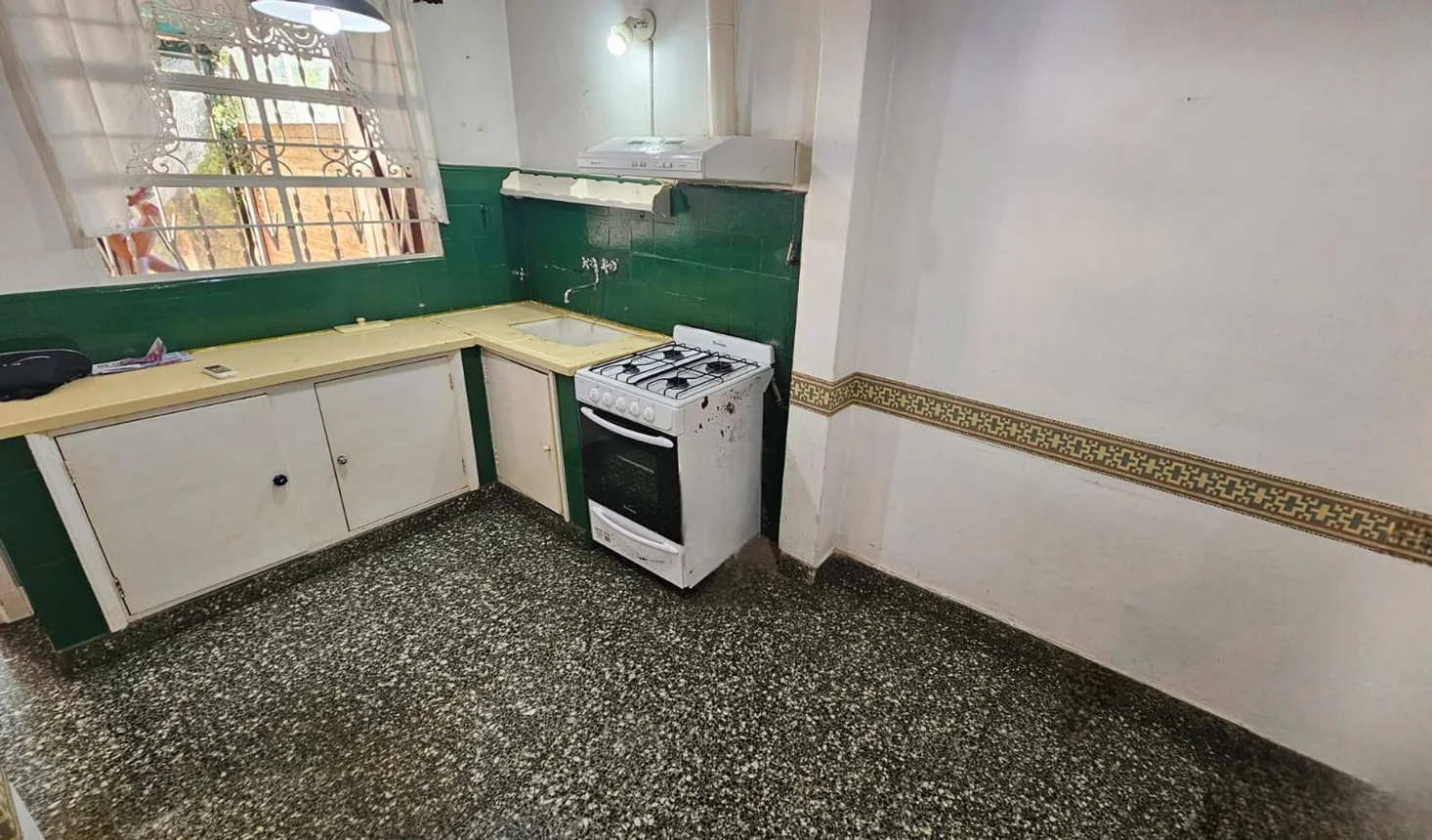 Casa de 4 ambientes en venta en Monte Grande, Doctor Emilio Cardeza 300, foto 5