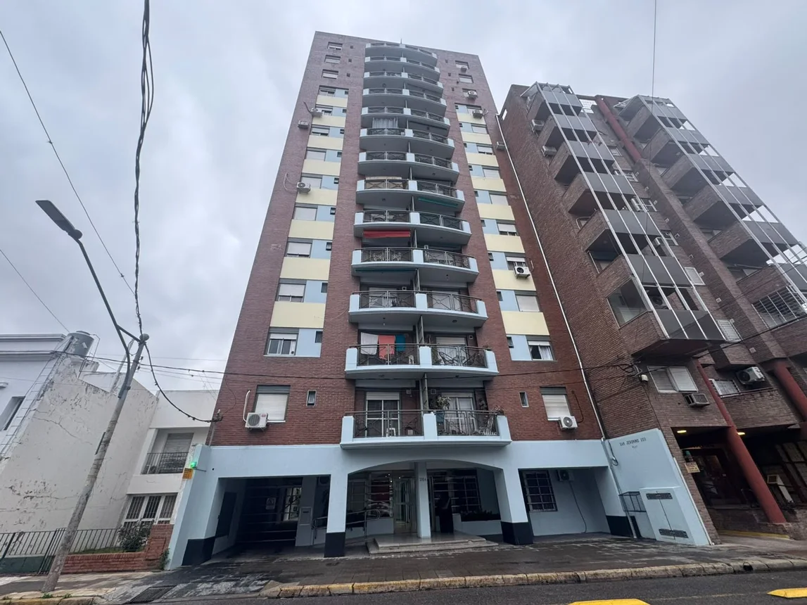 Departamento de 3 ambientes en venta en Santa Fe, Urquiza 2300