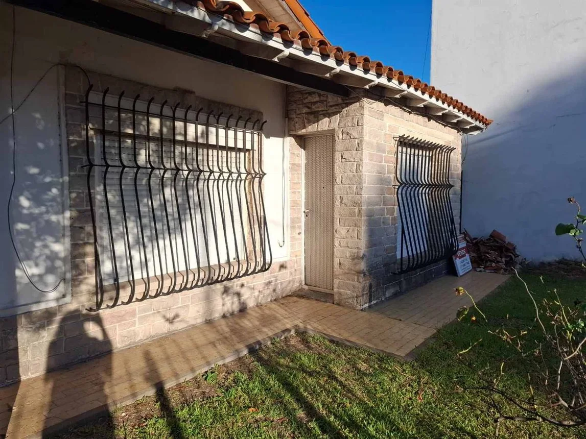 Casa en venta en Berazategui, Calle 133 1500