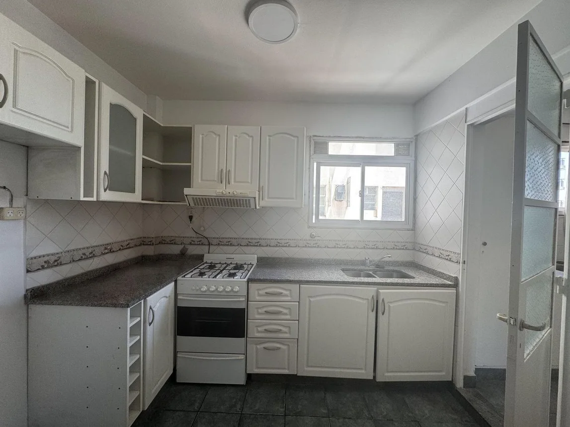 Departamento de 4 ambientes en alquiler en Rosario, Avenida Pellegrini 1400, foto 4