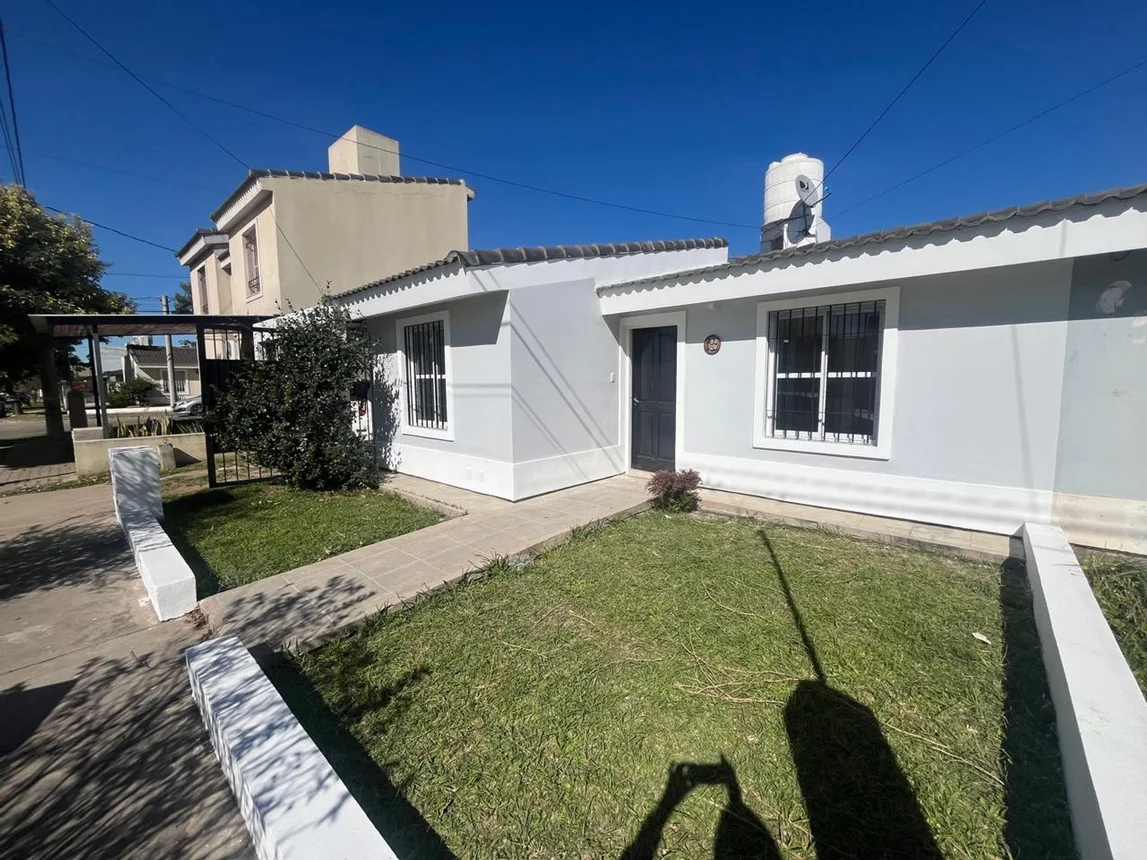 Venta de casa 2 dormitorios mutual docente cordoba, foto 2