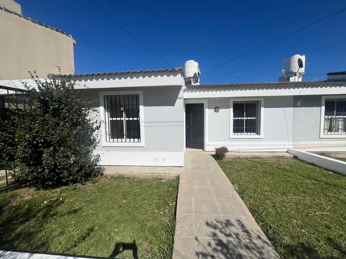 Venta de casa 2 dormitorios mutual docente cordoba, foto 1