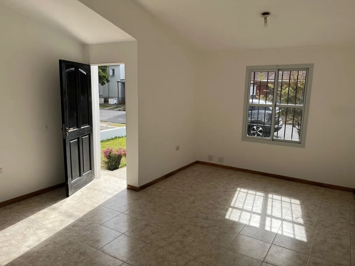 Venta de casa 2 dormitorios mutual docente cordoba, foto 4