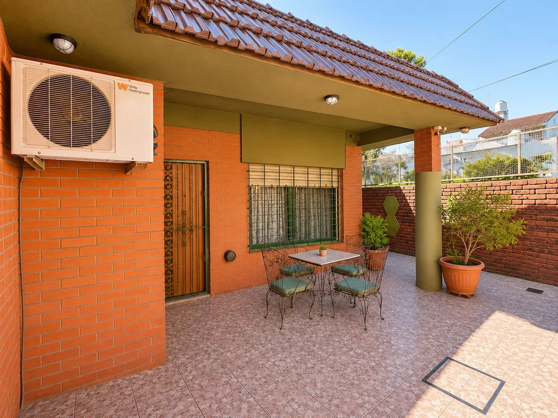 PH de 4 ambientes en venta en El Palomar, Bulnes 1300