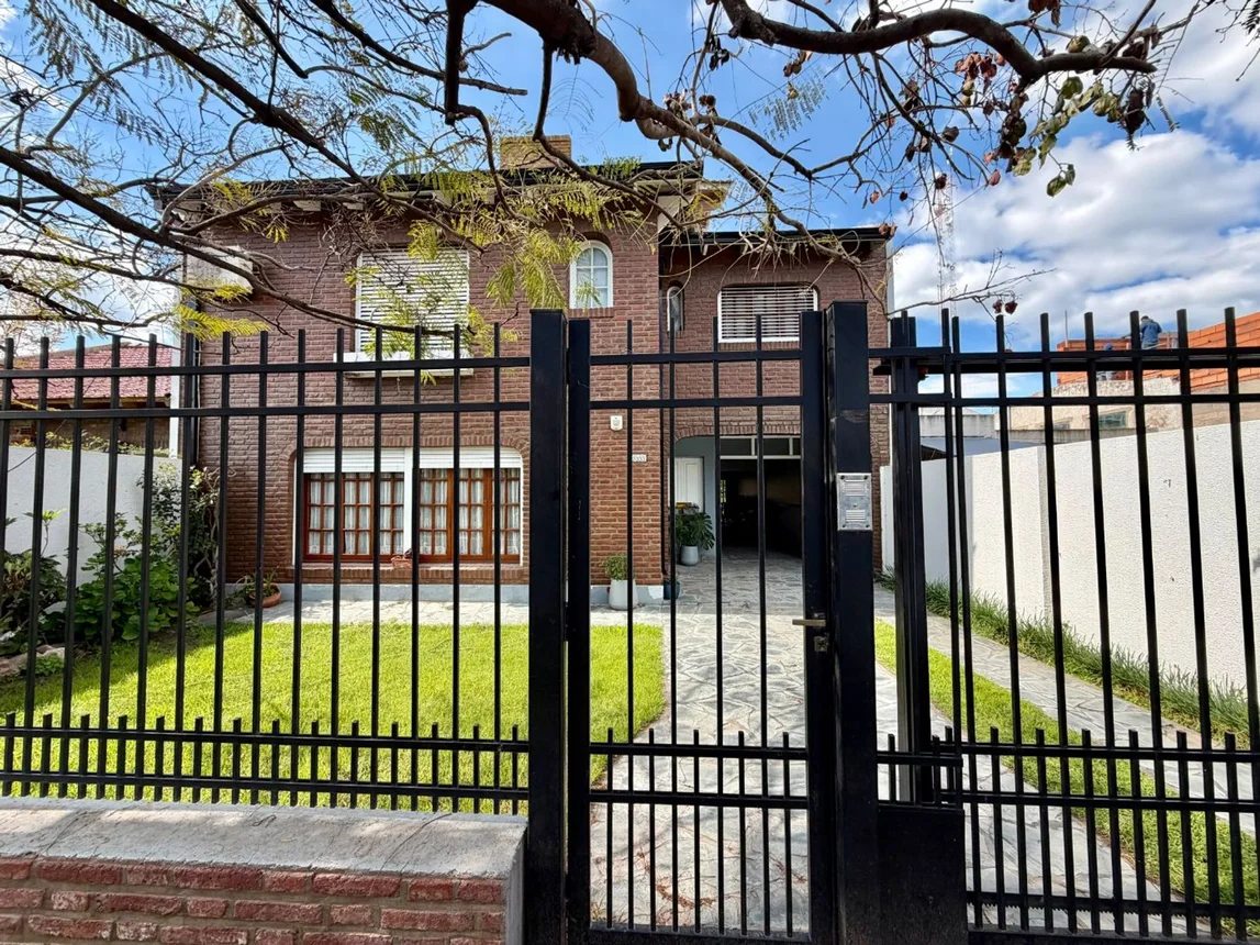Casa de 5 ambientes en venta en Bahía Blanca, República de Siria 2300, foto 3