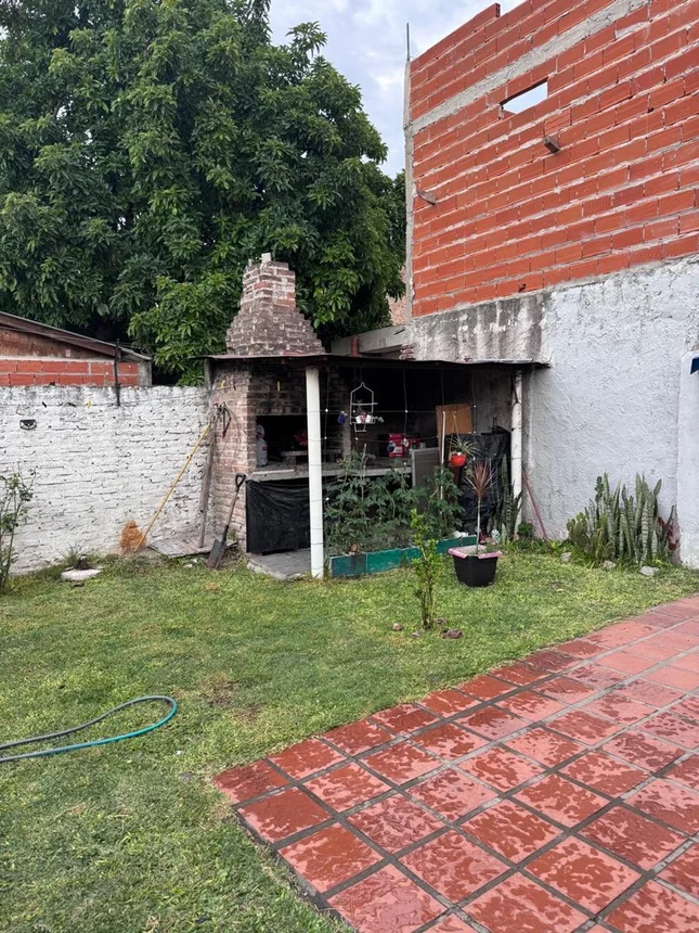 Casa de 4 ambientes en venta en Berazategui, Calle 13 500, foto 5