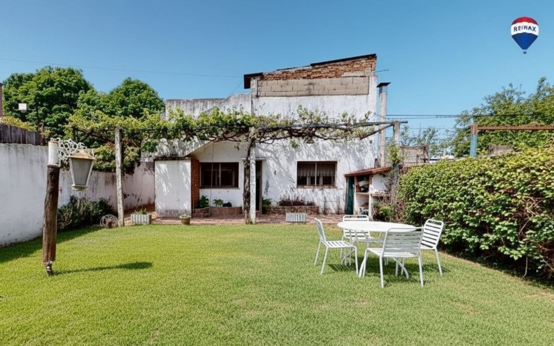 Foto 11 — VENTA CASA 4 AMB CASTELAR A RECICLAR LOTE PROPIO