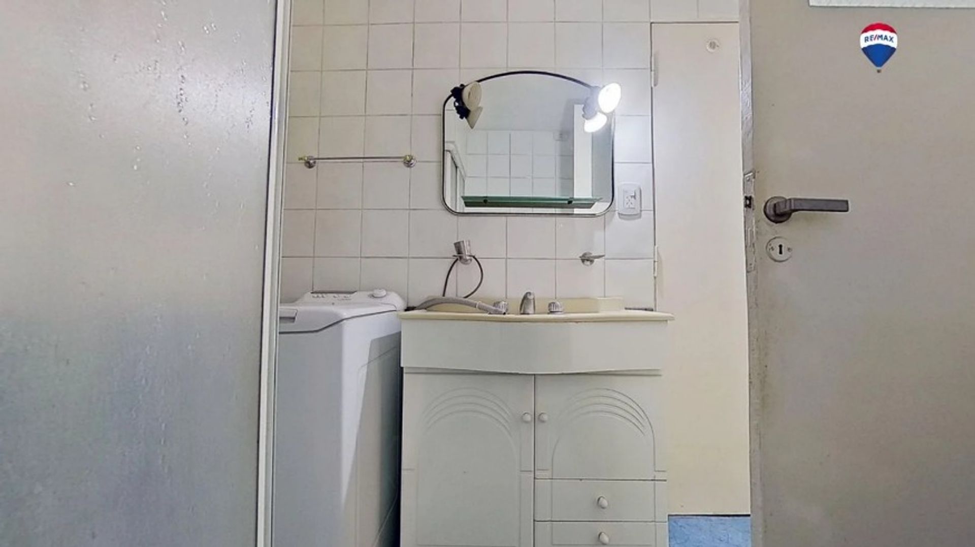 Foto 9 — VENTA CASA 4 AMB CASTELAR A RECICLAR LOTE PROPIO