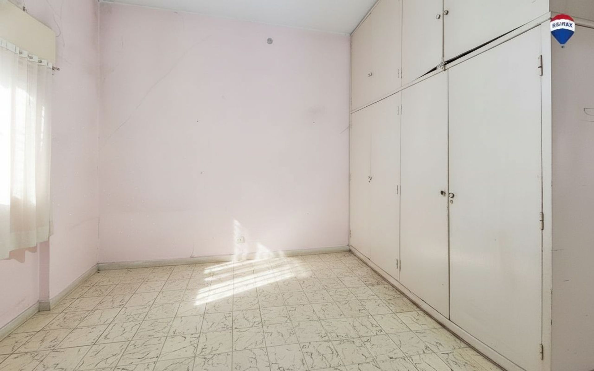 Foto 6 — VENTA CASA 4 AMB CASTELAR A RECICLAR LOTE PROPIO