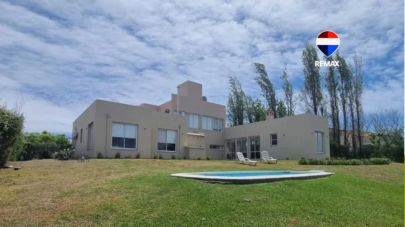 Casa de 7 ambientes en alquiler en Salta, Club de Campo el Tipal. Payogasta 300