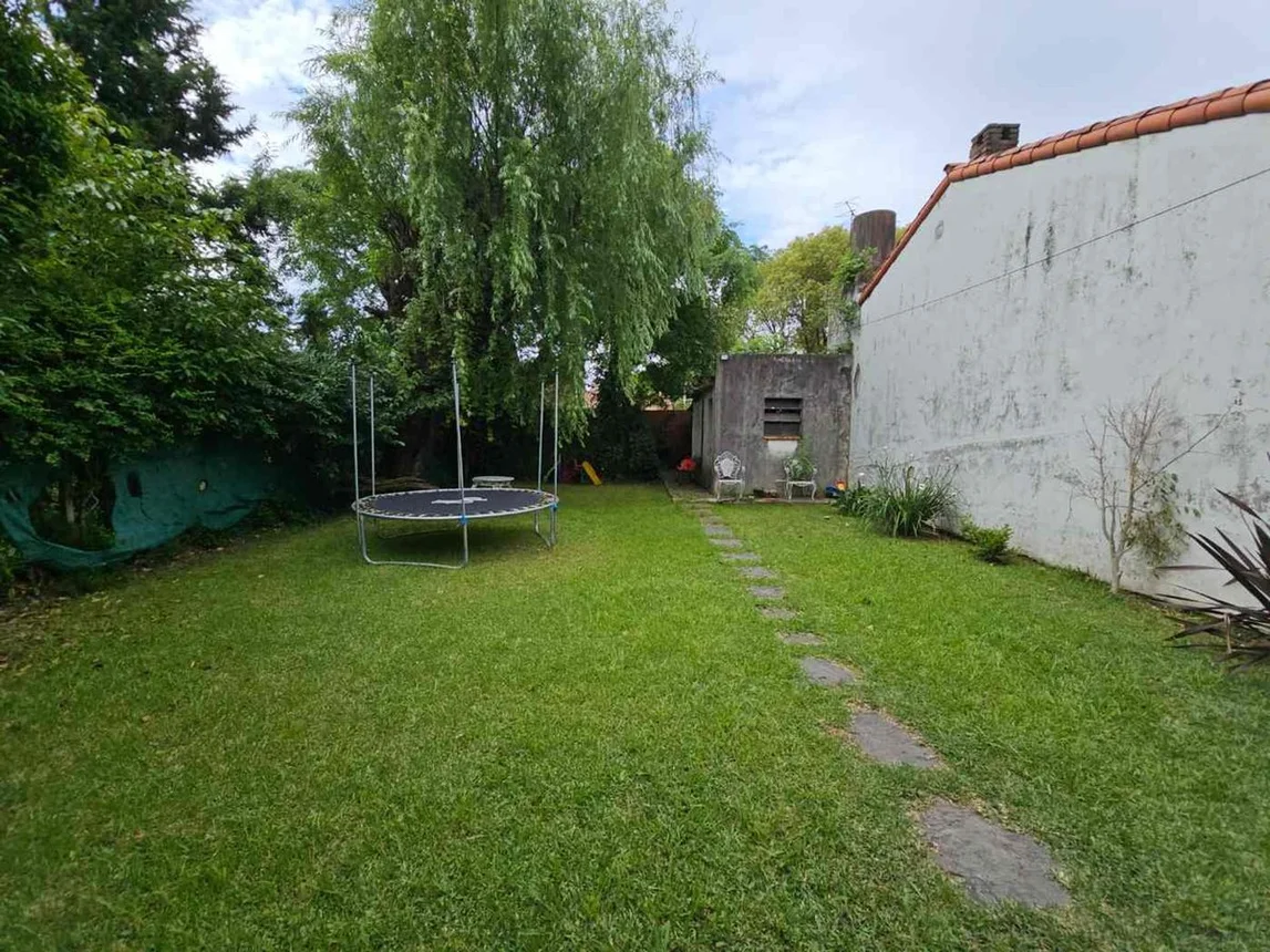 Casa en venta en Castelar, foto 3